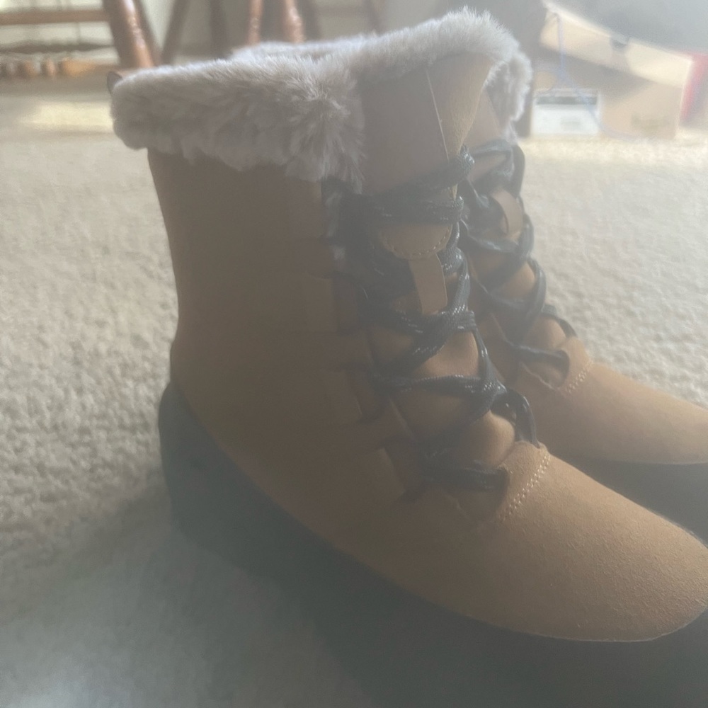 Fur top boots size 7!
